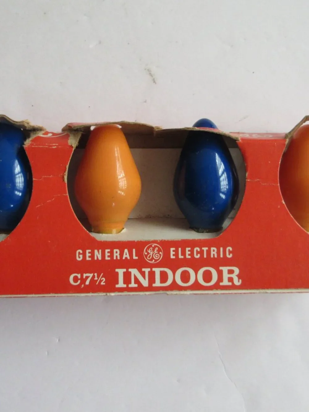 37 Christmas Bulb C 7 1/2 Multi Color Indoor Lamps GE & Other WORKING Vintage